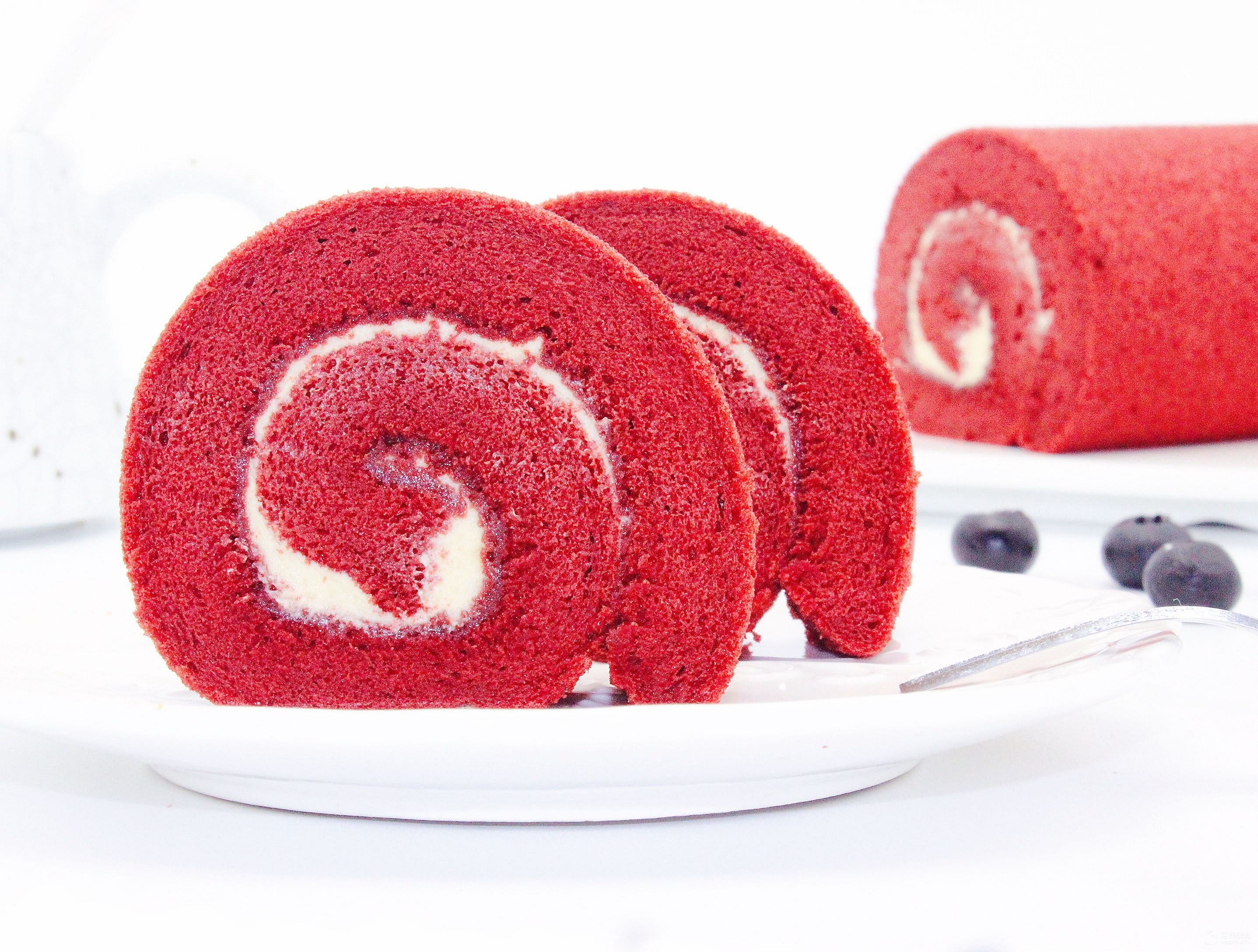 红丝绒蛋糕制作着色方案